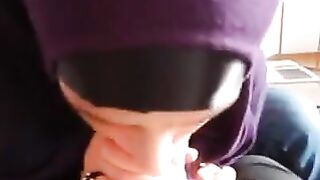 سكس محجبات 2025 شرموطة محجبة تمص الزبر بأحترافية