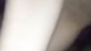 شرموطة خليجية بتقوله انا شرموطة ونفسي اربعة ينيكوني مرة واحدة