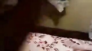 الفيديو الي معلم مع كل المصريين " كله يا وليد " القحبة عايزاه كله في كسها