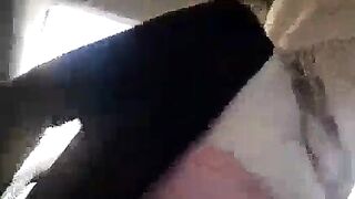 جزائرية تخون جوزها مع مديرها في الشغل تركب معاه السيارة واحلي نيك - سكس خيانة جزائري